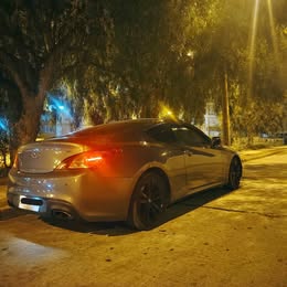 Hyundai Genesis 2012