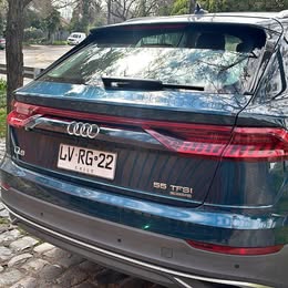 2020 Audi q8