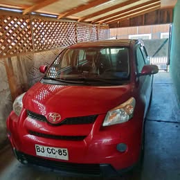 Toyota Urban Cruiser 2011